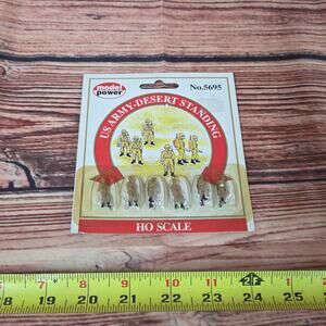 Model power H.O scale U.S Army Desert standing #5695 diorama accessories sealed